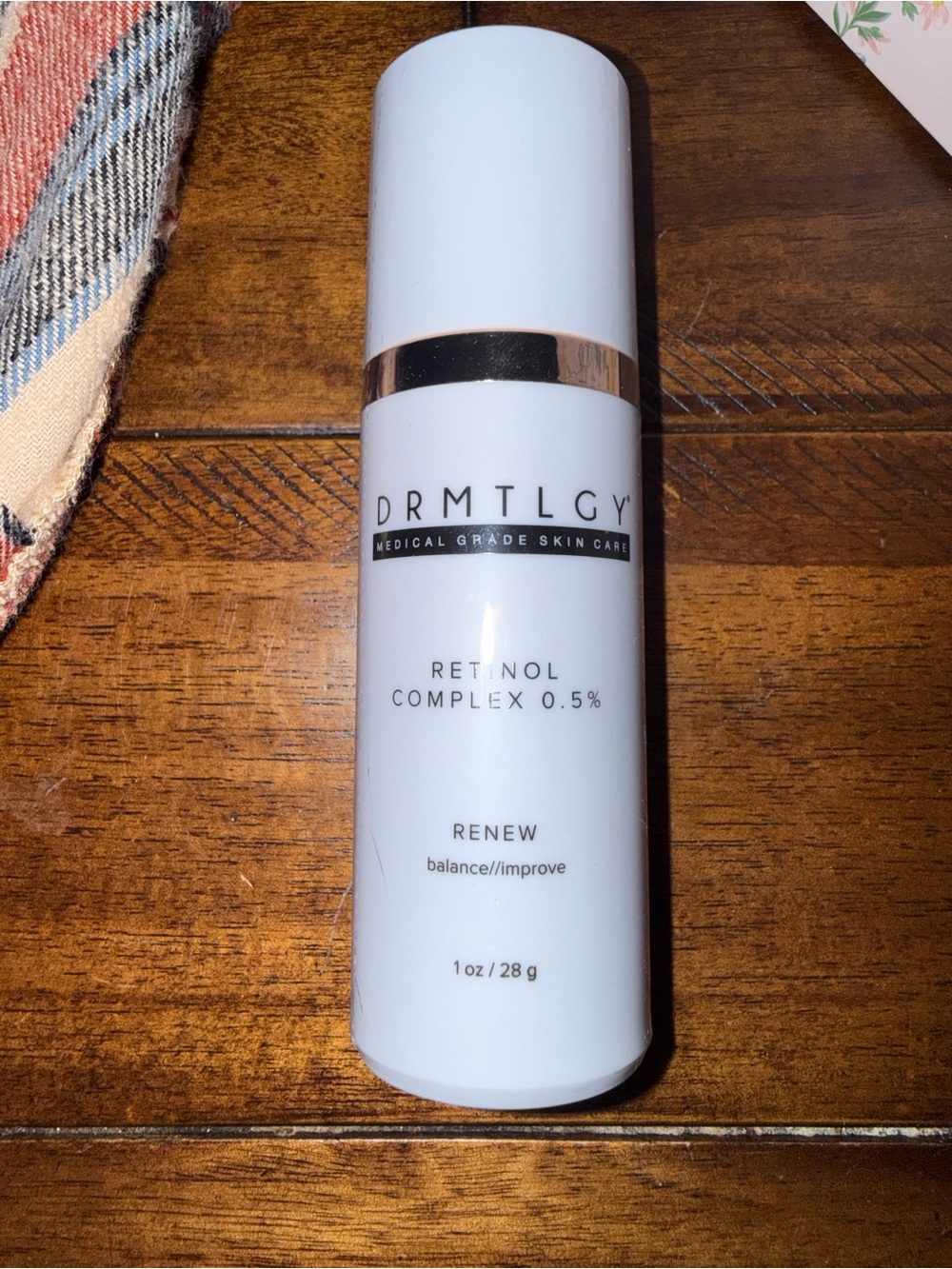 DRMTLGY Retinol Complex 0.5% Renew Serum - White